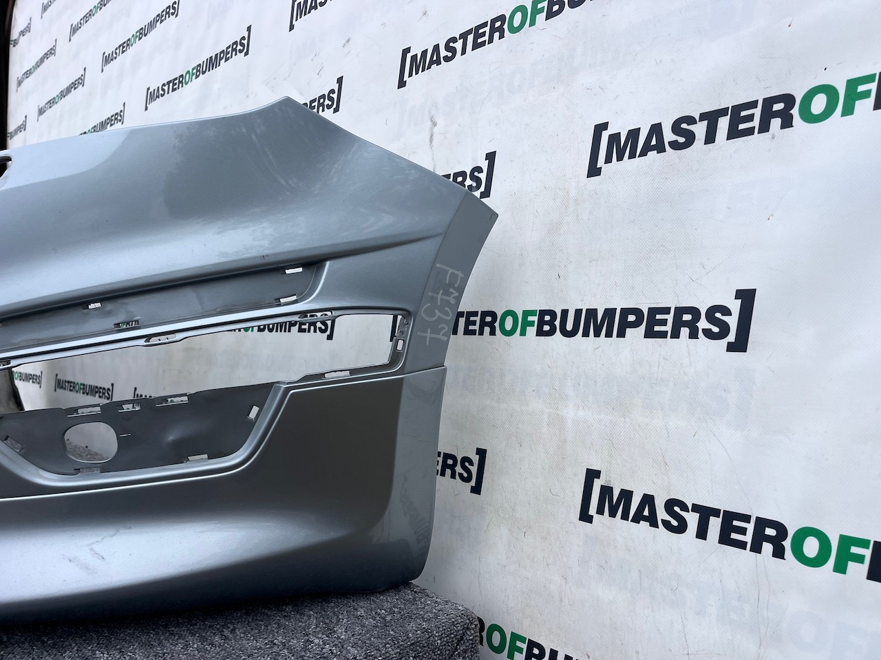 Ford S Max Titanium St Line Lift 2010-2014 Front Bumper 4 Pdc Genuine [f737]