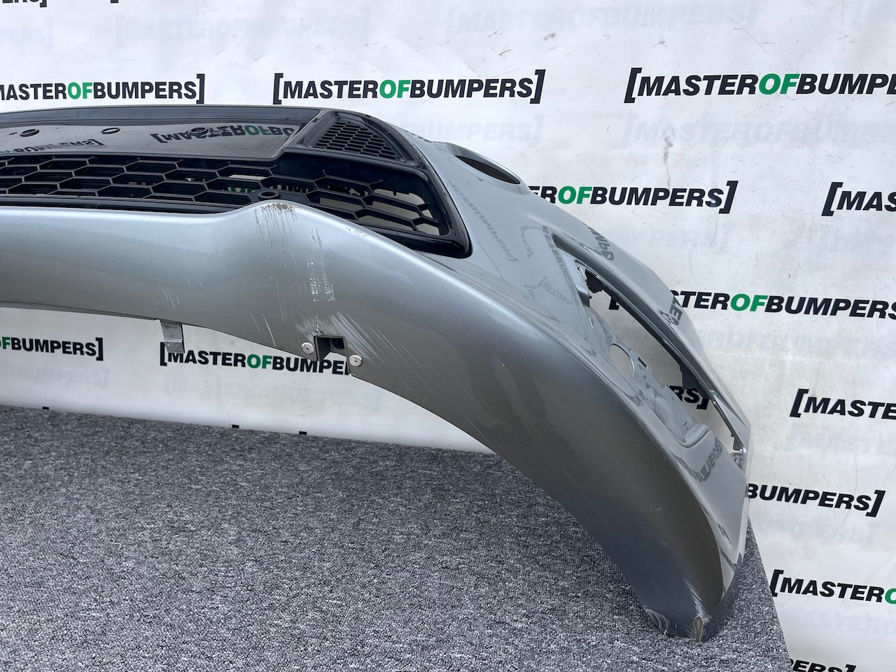 Ford S Max Titanium St Line Lift 2010-2014 Front Bumper 4 Pdc Genuine [f737]