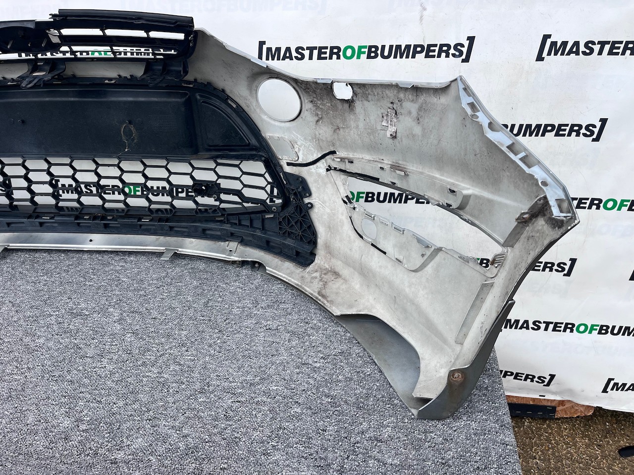 Ford S Max Titanium St Line Lift 2010-2014 Front Bumper 4 Pdc Genuine [f737]