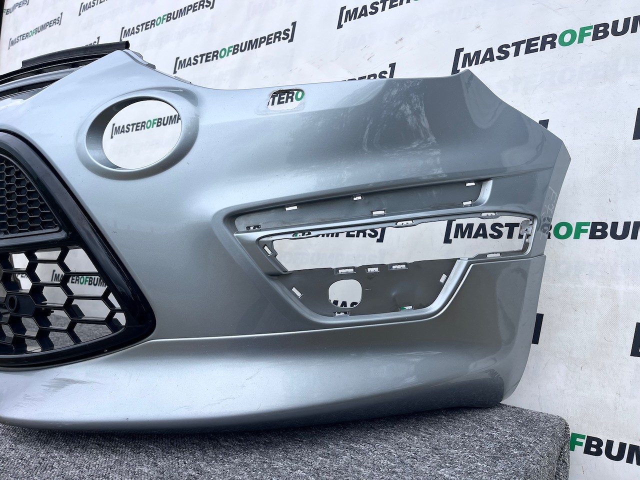 Ford S Max Titanium St Line Lift 2010-2014 Front Bumper 4 Pdc Genuine [f737]