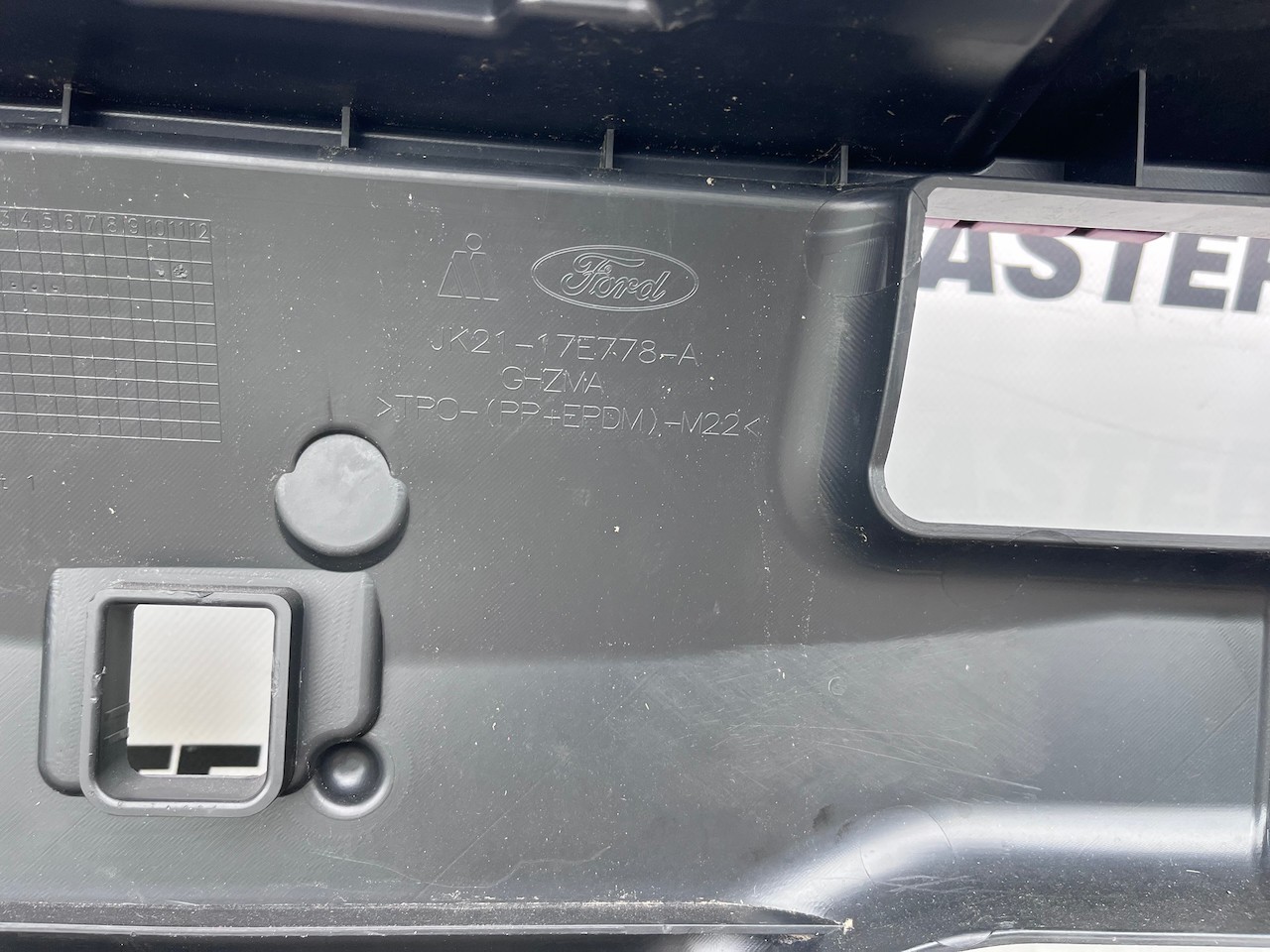 Ford Transit Custom Limited Active 2018-2023 Front Bumper 4 Pdc Genuine [f738]