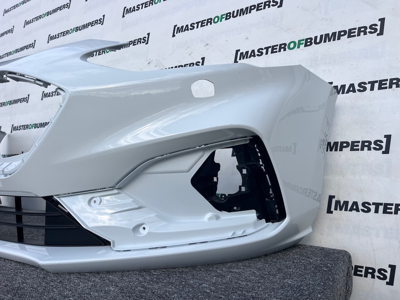 Ford Focus St Line Hatchback Estate Lift 2023-on Front Bumper Jet Genuine [f745]