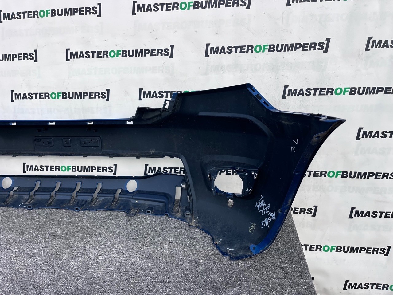 Ford Ranger Limited Pick Up 2019-2022 Front Bumper 4 Pdc Genuine [f762]