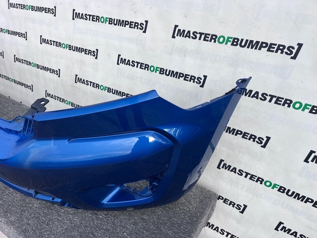 Ford Ranger Limited Pick Up 2019-2022 Front Bumper 4 Pdc Genuine [f762]