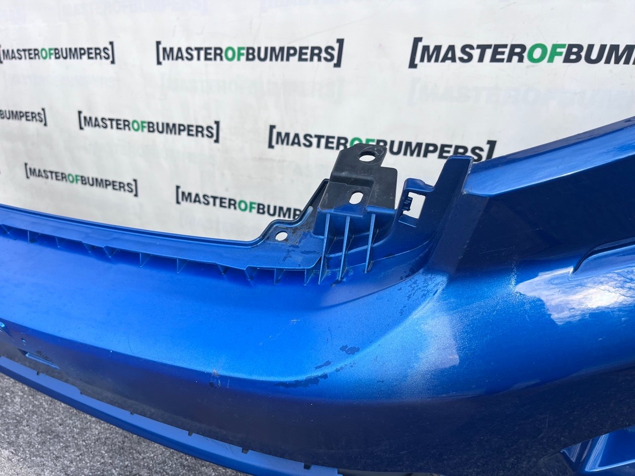 Ford Ranger Limited Pick Up 2019-2022 Front Bumper 4 Pdc Genuine [f762]