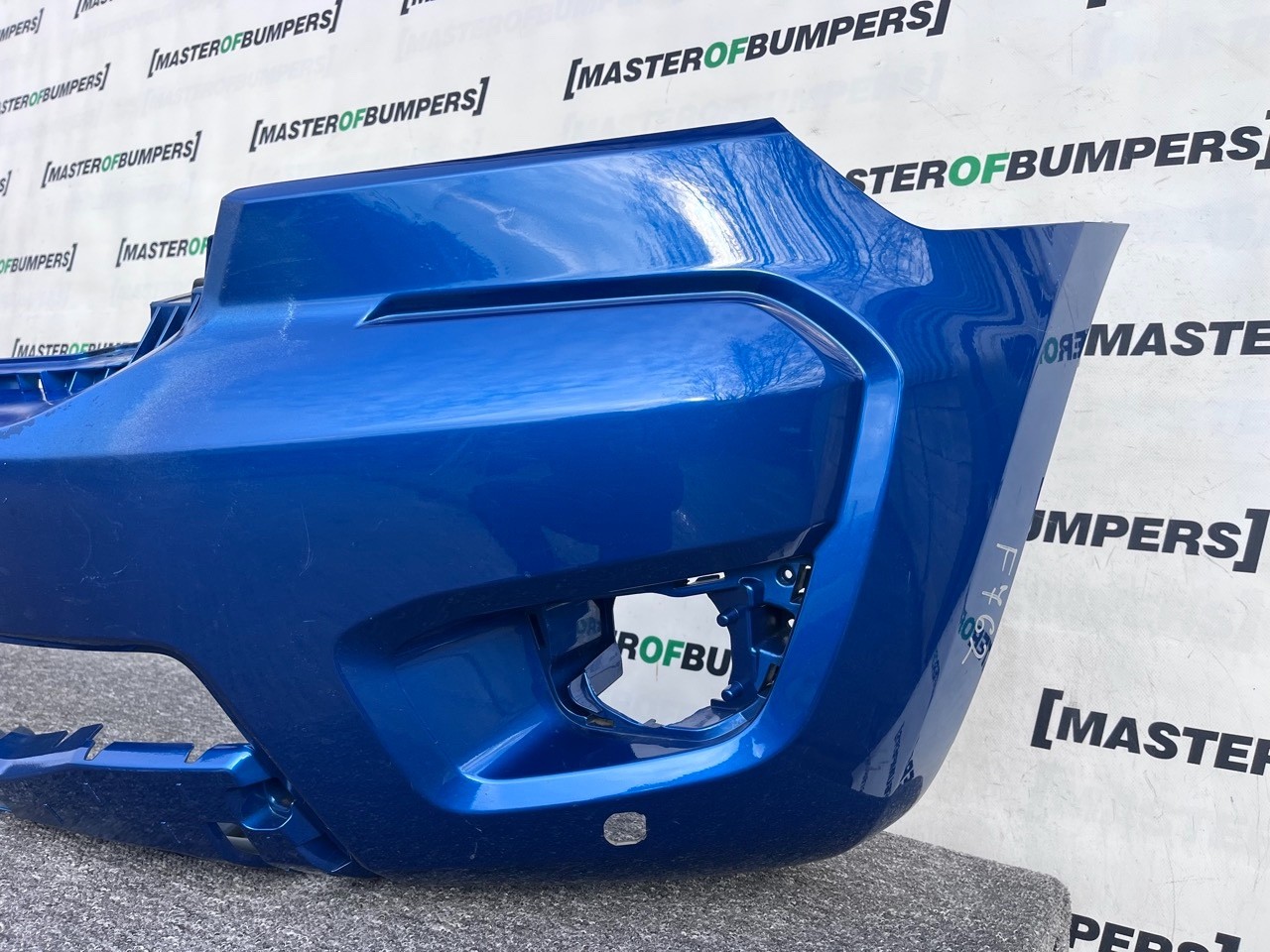 Ford Ranger Limited Pick Up 2019-2022 Front Bumper 4 Pdc Genuine [f762]