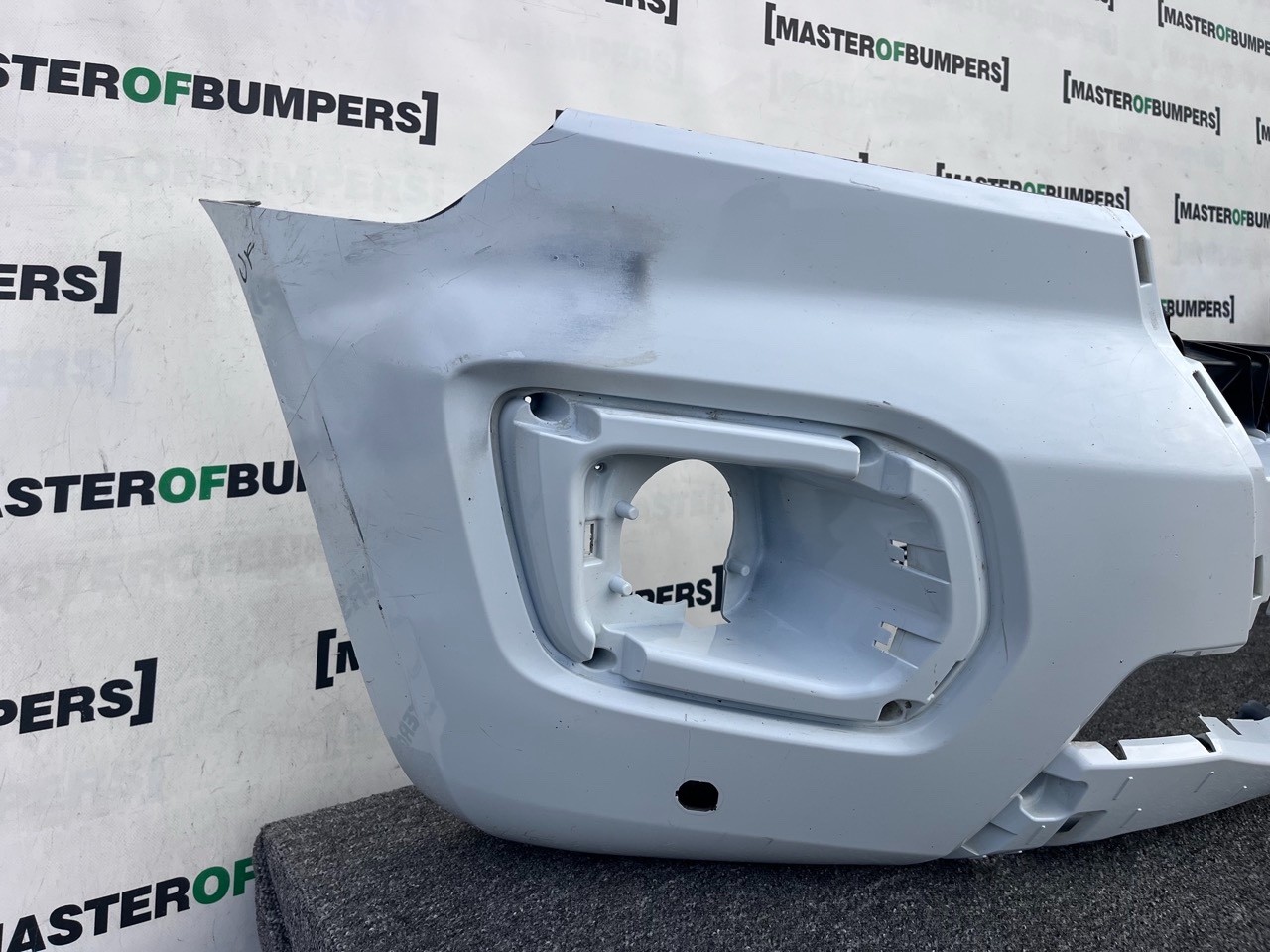 Ford Ranger Wildtrak Pick Up 2019-2022 Front Bumper 4 Pdc Genuine [f766]