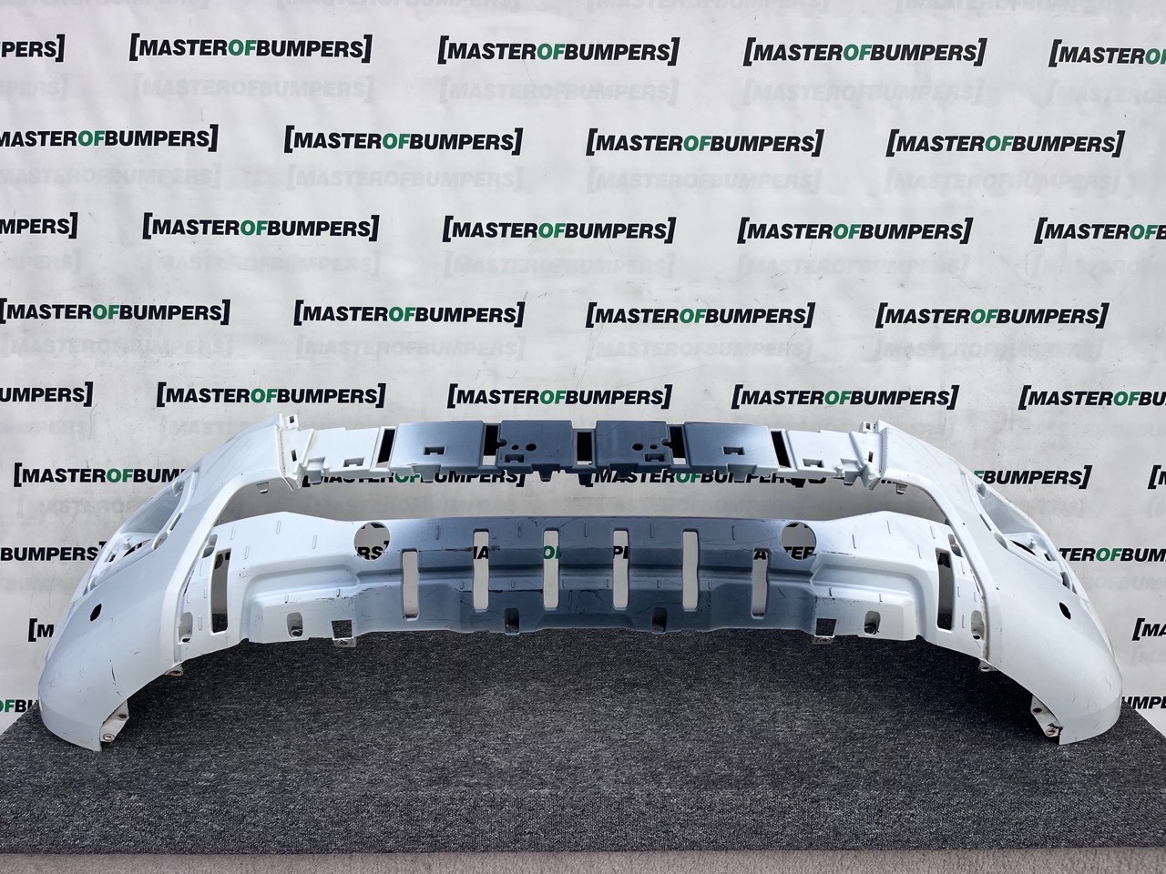 Ford Ranger Wildtrak Pick Up 2019-2022 Front Bumper 4 Pdc Genuine [f766]