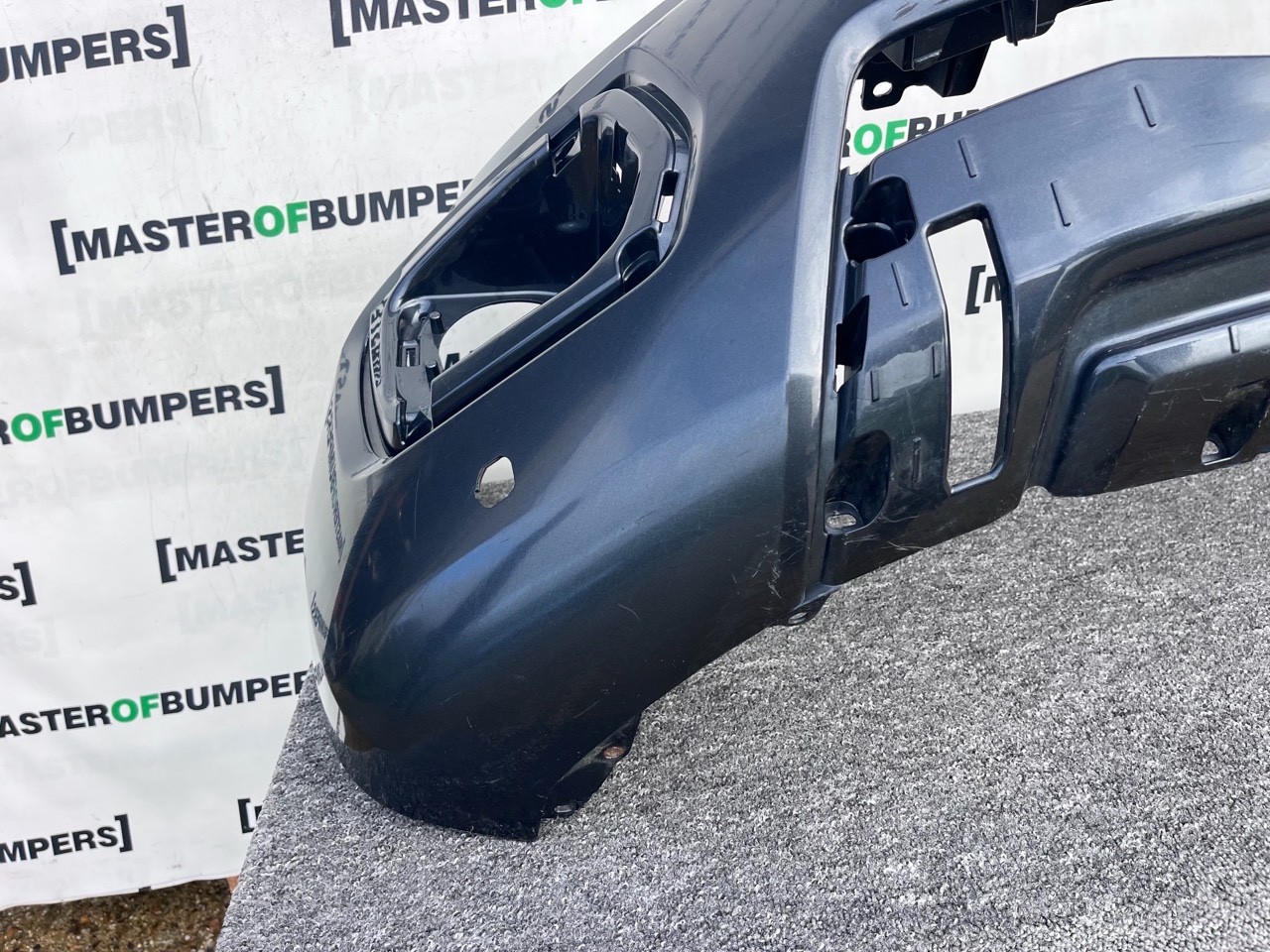 Ford Ranger Wildtrak Pick Up 2019-2022 Front Bumper 4 Pdc Genuine [f767]