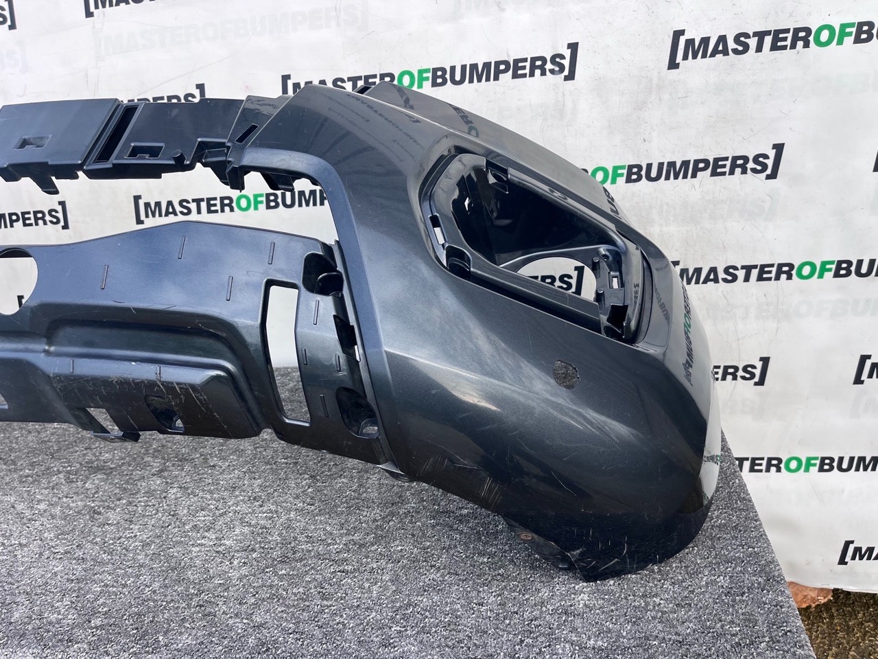 Ford Ranger Wildtrak Pick Up 2019-2022 Front Bumper 4 Pdc Genuine [f767]