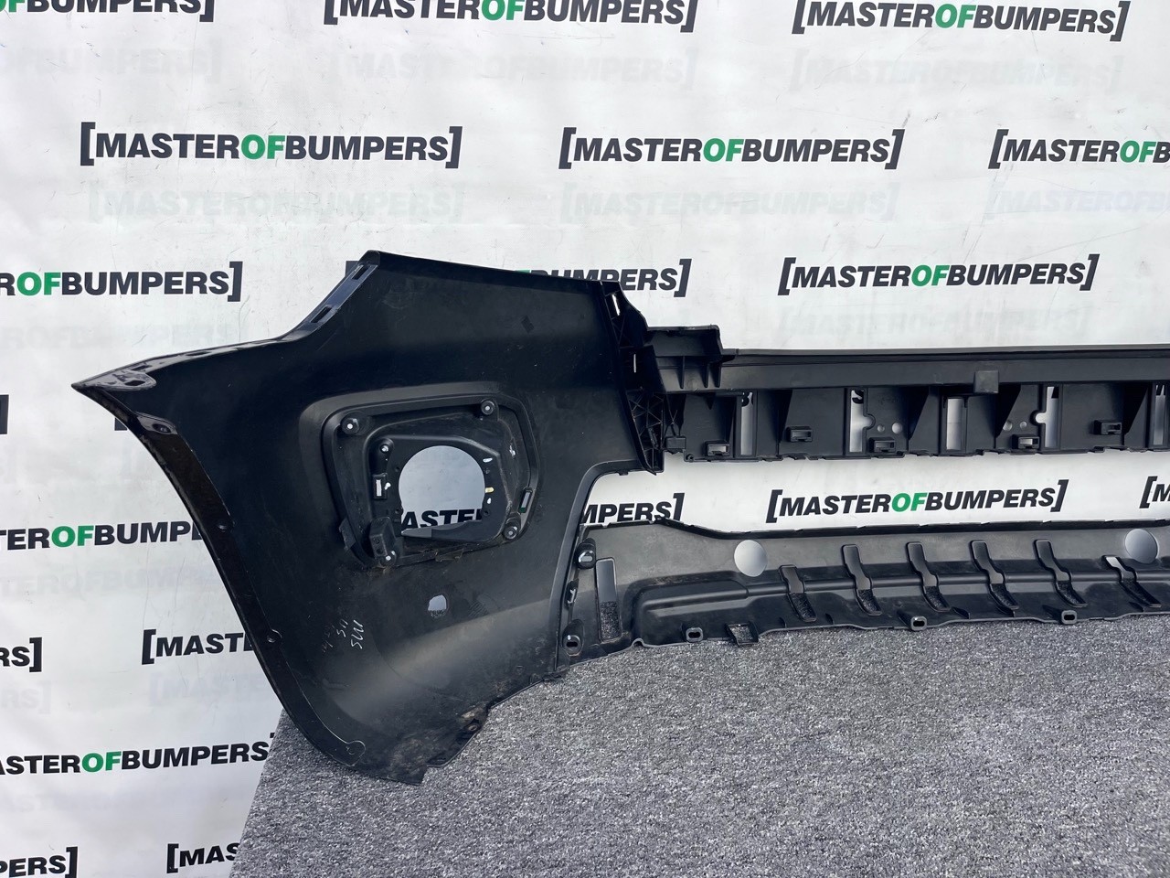 Ford Ranger Wildtrak Pick Up 2019-2022 Front Bumper 4 Pdc Genuine [f767]