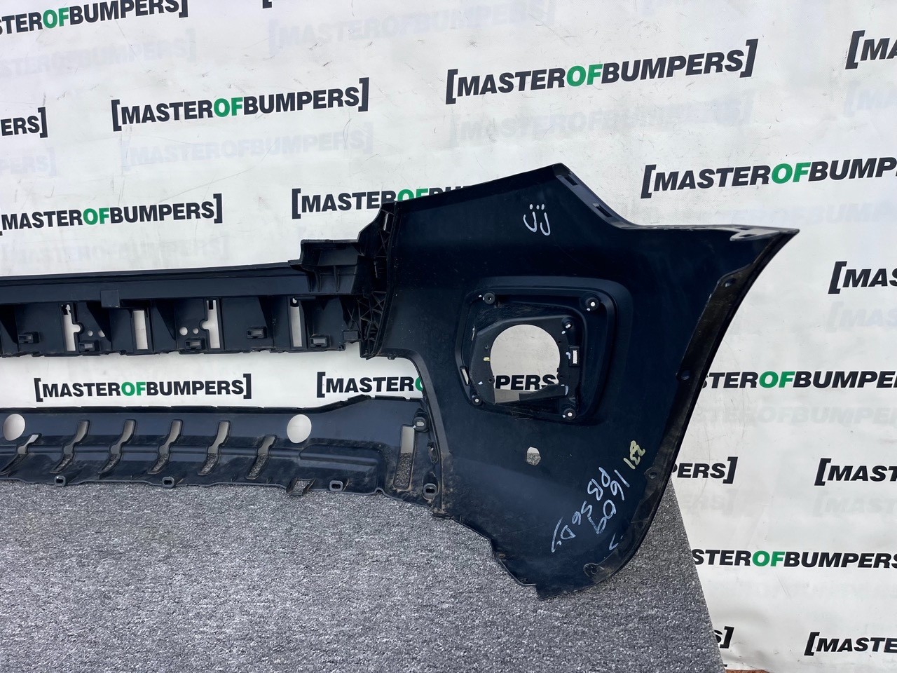 Ford Ranger Wildtrak Pick Up 2019-2022 Front Bumper 4 Pdc Genuine [f767]