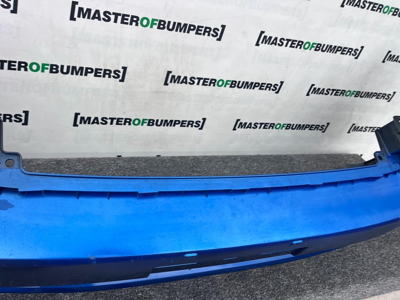 Ford Ranger Limited Pick Up 2019-2022 Front Bumper 4 Pdc Genuine [f762]