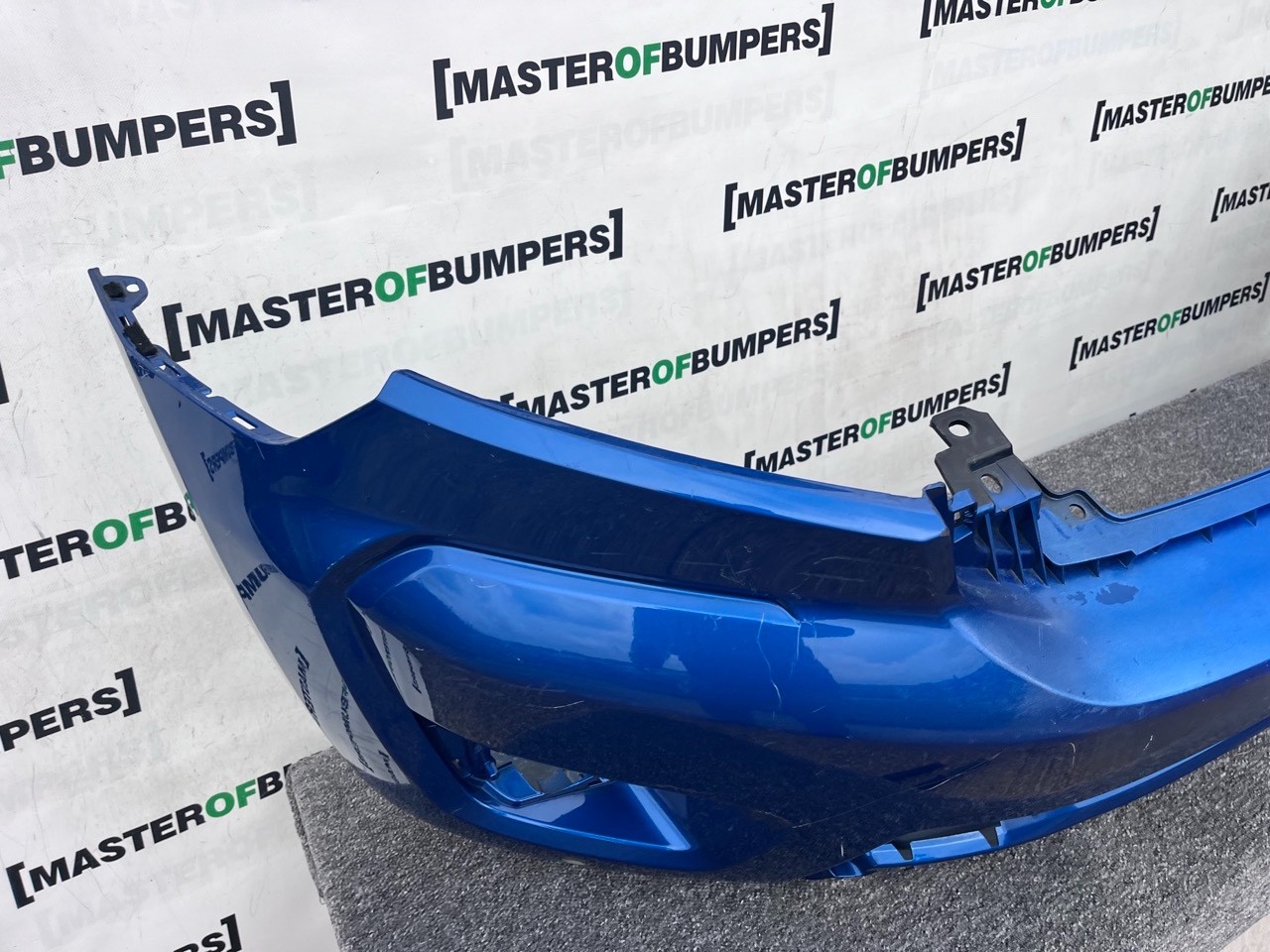 Ford Ranger Limited Pick Up 2019-2022 Front Bumper 4 Pdc Genuine [f762]