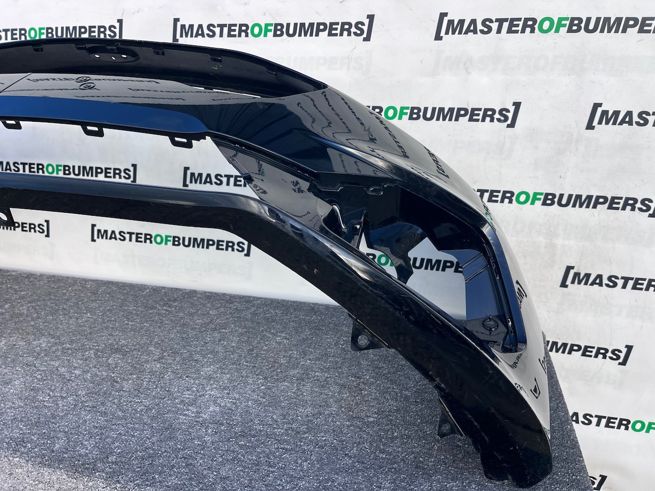 Ford Fiesta St Line Mk10 Hatchback 2017-2021 Front Bumper No Pdc Genuine [f799]