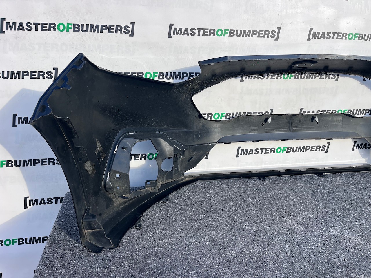 Ford Fiesta St Line Mk10 Hatchback 2017-2021 Front Bumper No Pdc Genuine [f799]