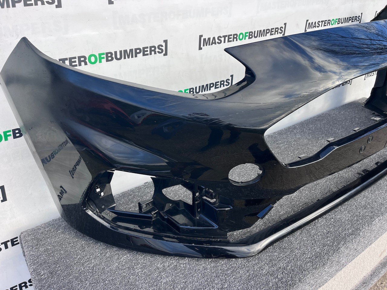 Ford Fiesta St Line Mk10 Hatchback 2017-2021 Front Bumper No Pdc Genuine [f799]