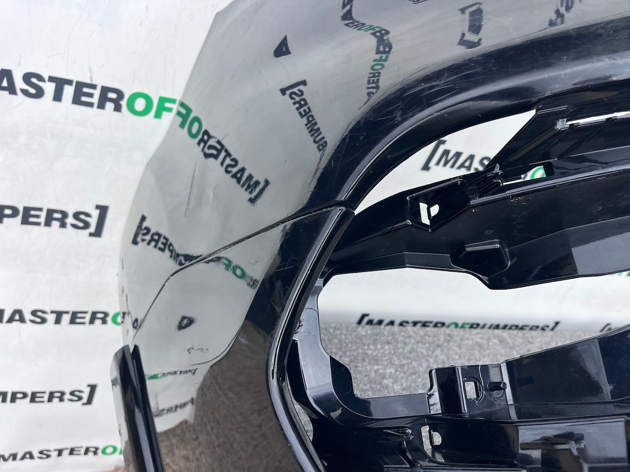 Ford Transit Custom Active Limited 2018-2023 Front Bumper 4 Pdc Genuine [f728]