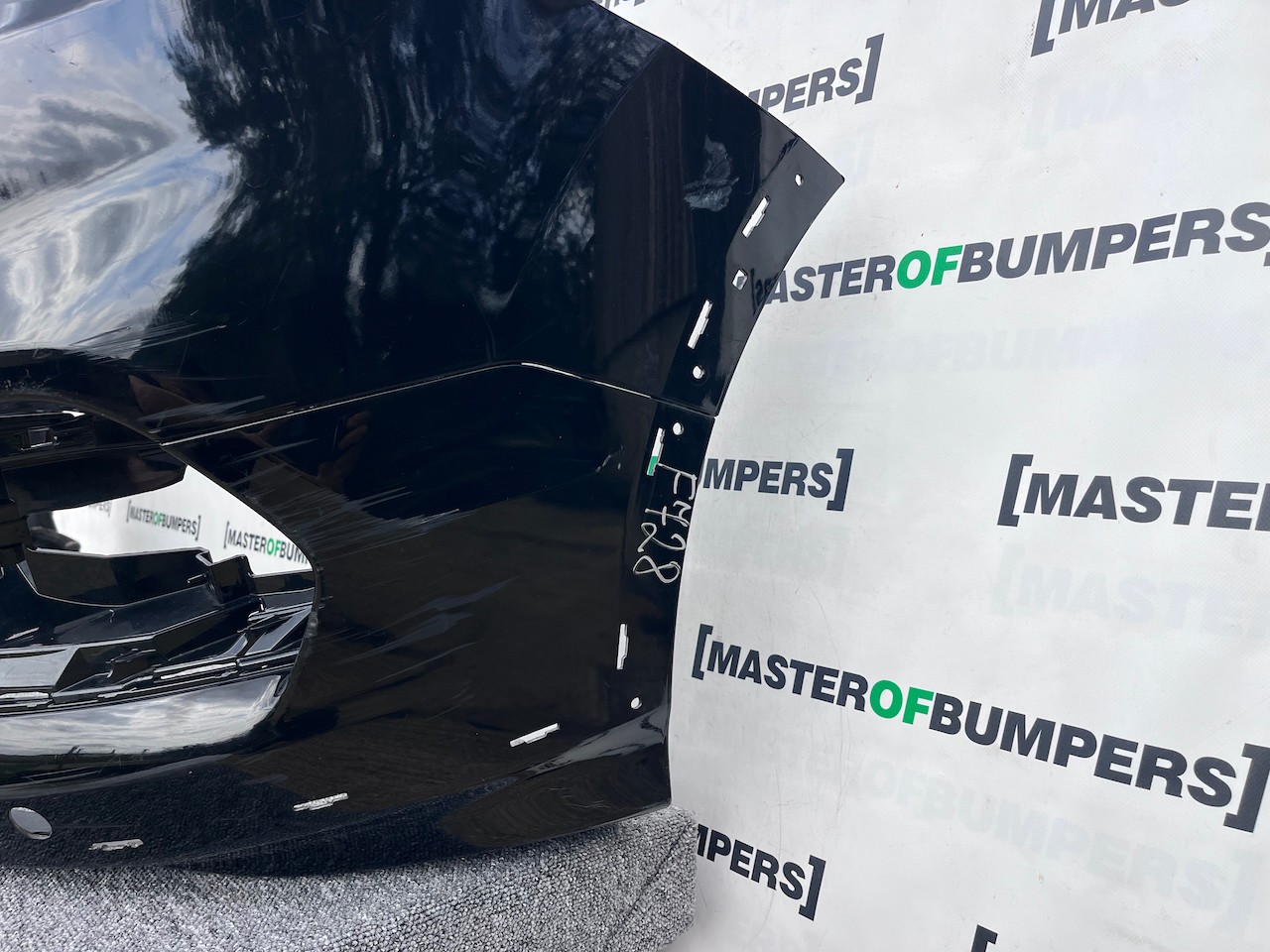 Ford Transit Custom Active Limited 2018-2023 Front Bumper 4 Pdc Genuine [f728]