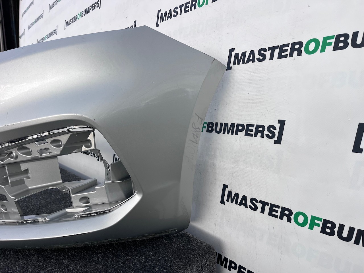 Ford Mondeo St Line Mk4 Lift 2018-2022 Front Bumper 4 Pdc Genuine [f811]