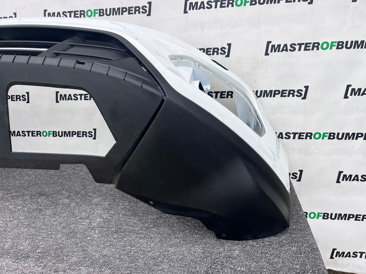 Ford Kuga Se Titanium Mk2 Lift 2017-2020 Front Bumper No Pdc Jets Genuine [f817]