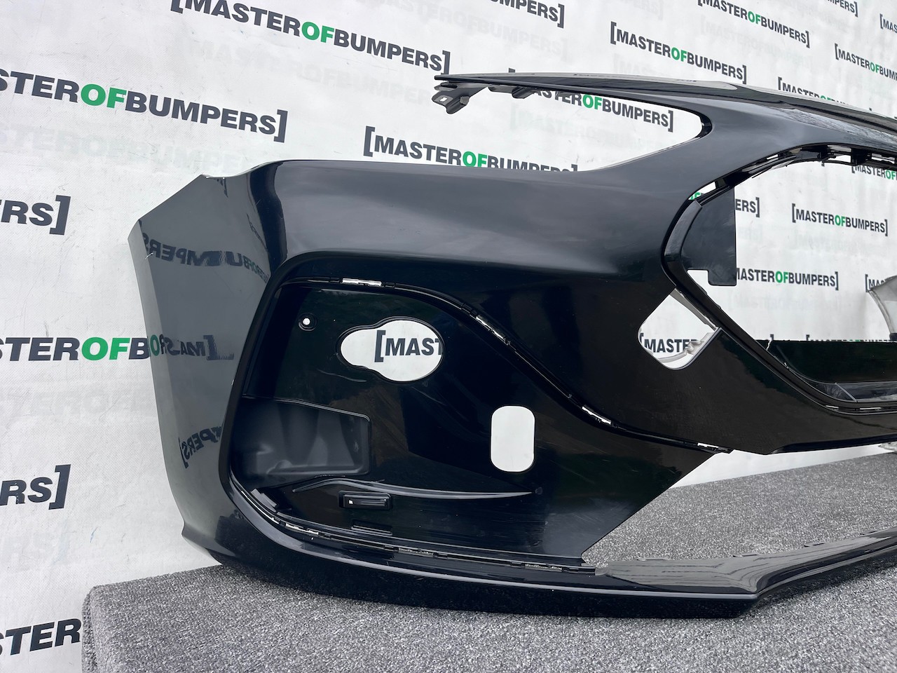 Ford Focus St Line Hatchback Lift 2023-2026 Front Bumper 4 Pdc Genuine [f819]