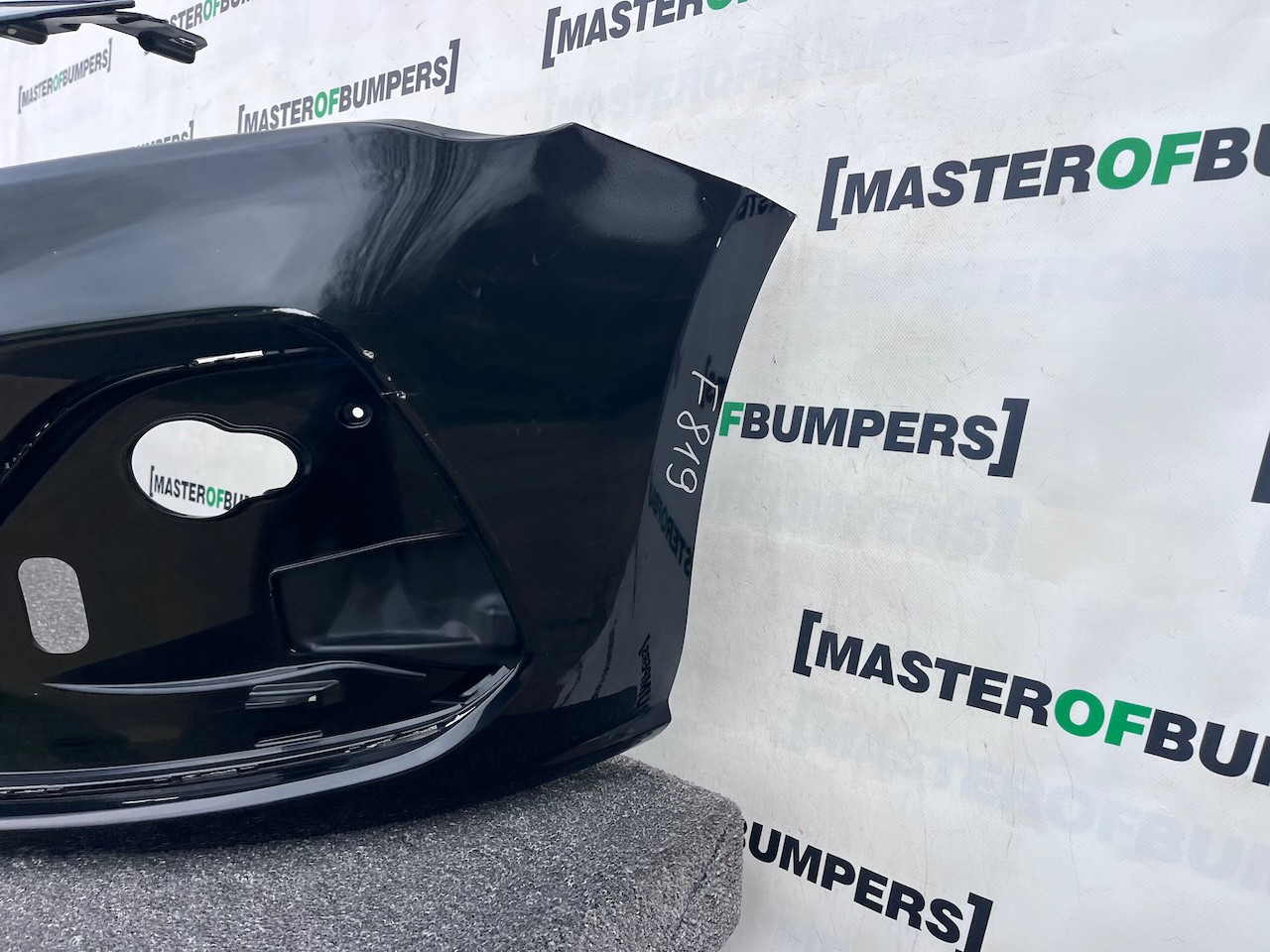 Ford Focus St Line Hatchback Lift 2023-2026 Front Bumper 4 Pdc Genuine [f819]