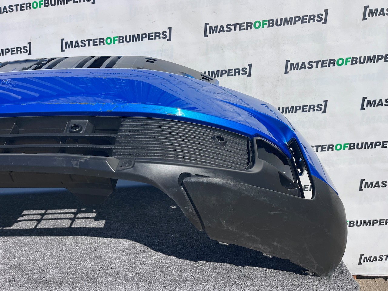 Ford Explorer Premium Style Ev Suv 2023-2026 Front Bumper Pdc Genuine [f824]