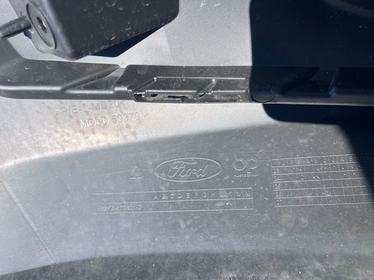 Ford Explorer Premium Style Ev Suv 2023-2026 Front Bumper Pdc Genuine [f824]