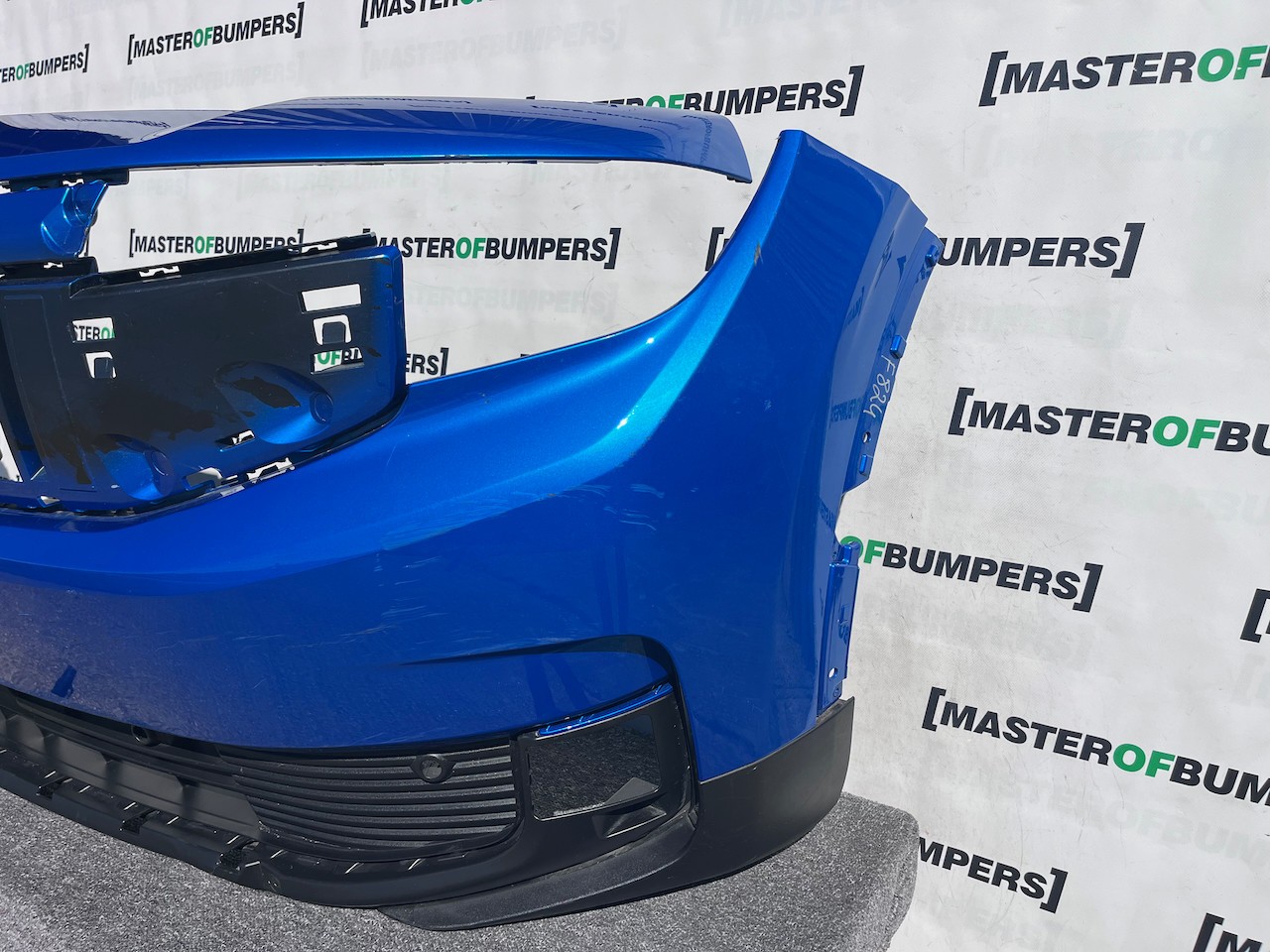 Ford Explorer Premium Style Ev Suv 2023-2026 Front Bumper Pdc Genuine [f824]