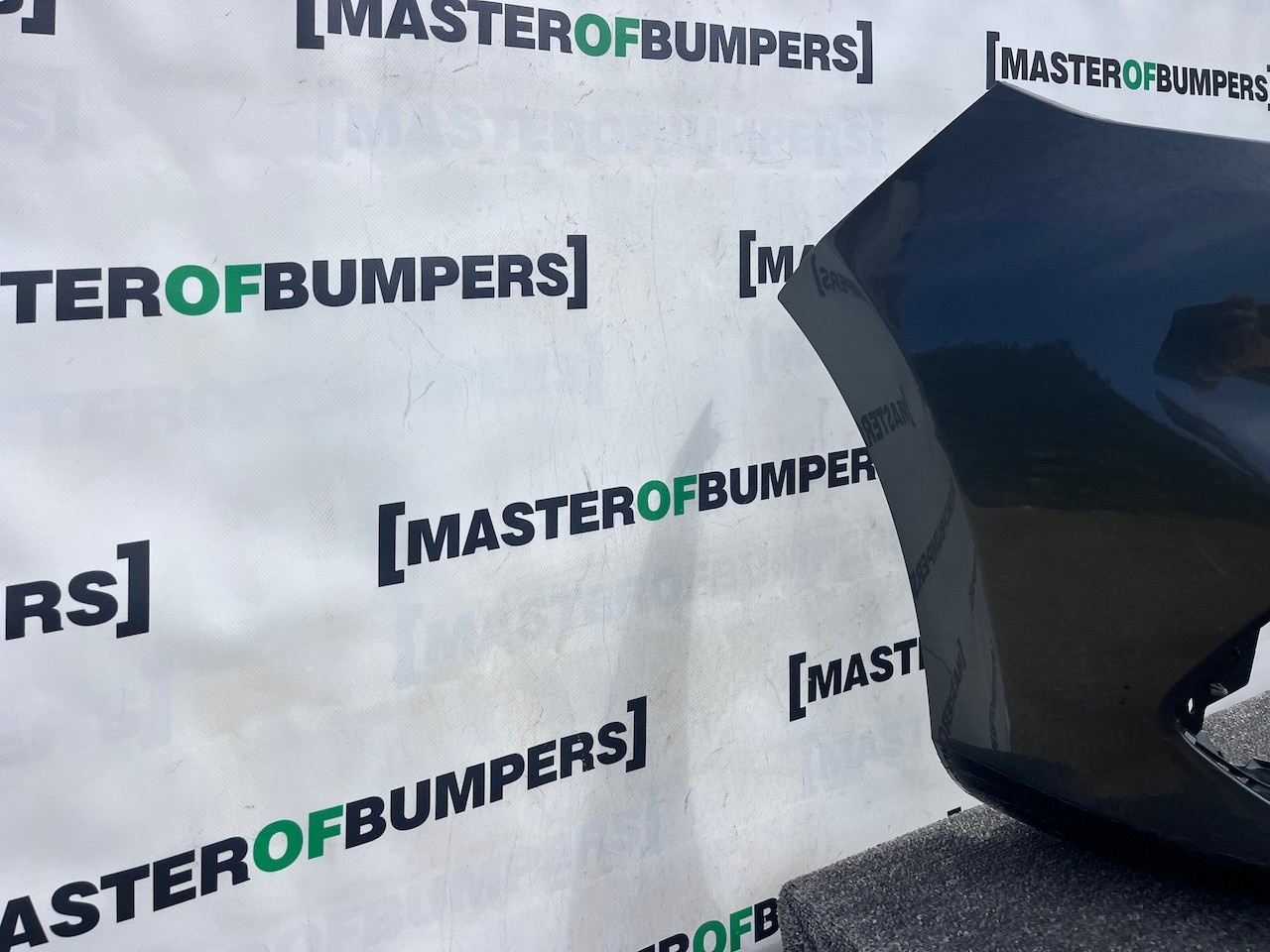 Ford Fiesta Vignale Mk10 Hatchback 2018-2021 Front Bumper No Pdc Genuine [f846]