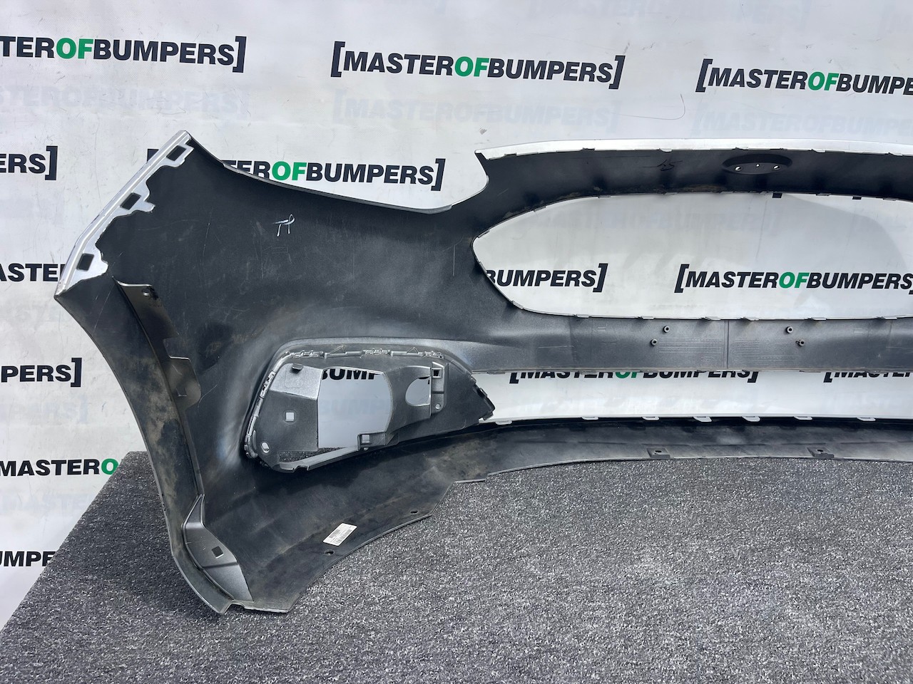 Ford Fiesta Vignale Mk10 Hatchback 2018-2021 Front Bumper Genuine [f843]
