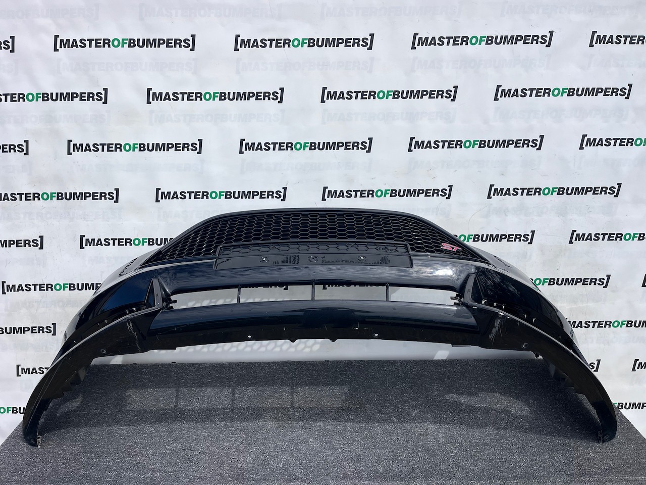 Ford Focus St Mk3 Lift Hatchback 2014-2018 Front Bumper +jets Genuine [f845]