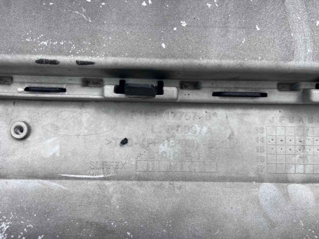 Ford Focus St Mk3 Lift Hatchback 2014-2018 Front Bumper +jets Genuine [f845]