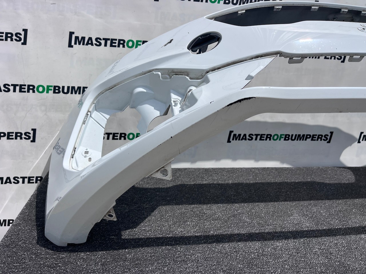 Ford Fiesta St Line Mk10 Hatchback 2017-2021 Front Bumper No Pdc Genuine [f857]