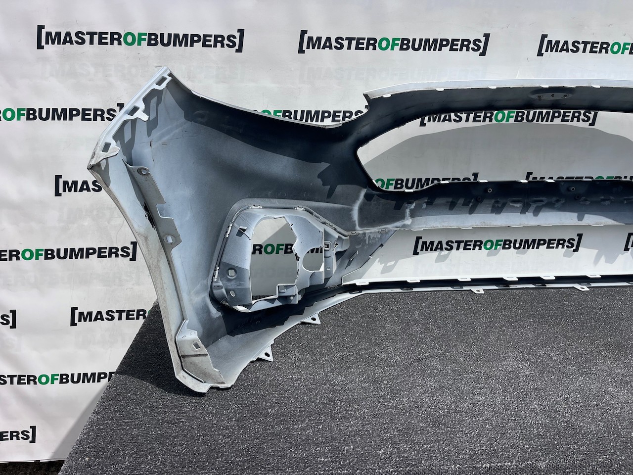 Ford Fiesta St Line Mk10 Hatchback 2017-2021 Front Bumper No Pdc Genuine [f857]