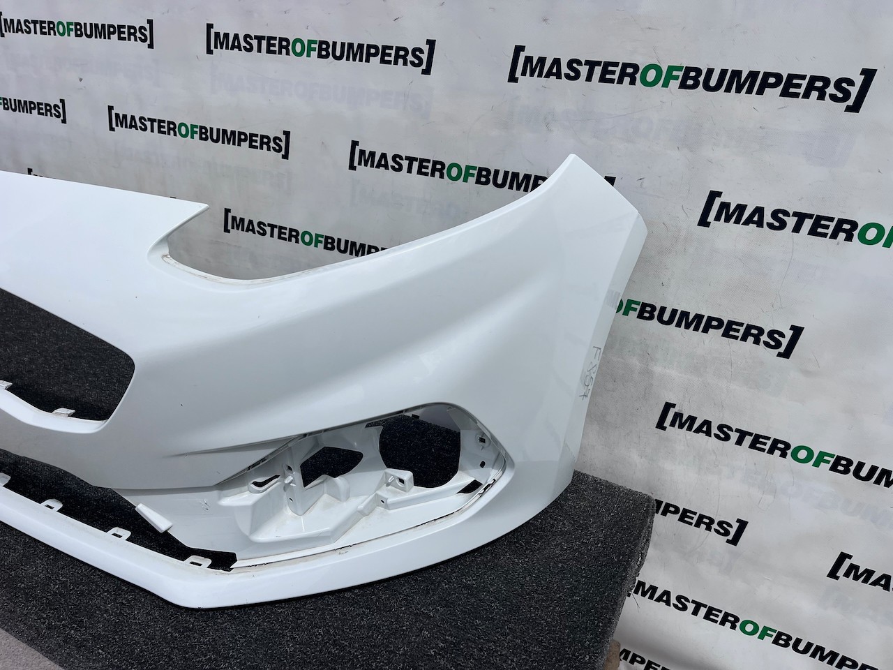 Ford Fiesta St Line Mk10 Hatchback 2017-2021 Front Bumper No Pdc Genuine [f857]
