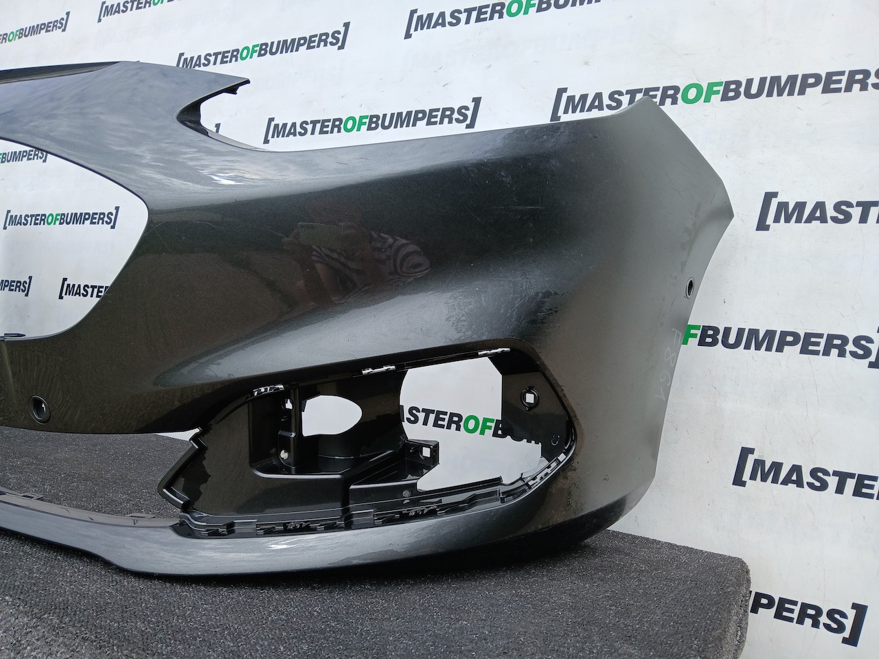 Ford Fiesta Vignale Mk10 Hatchback 2018-2021 Front Bumper 6 Pdc Genuine [f861]