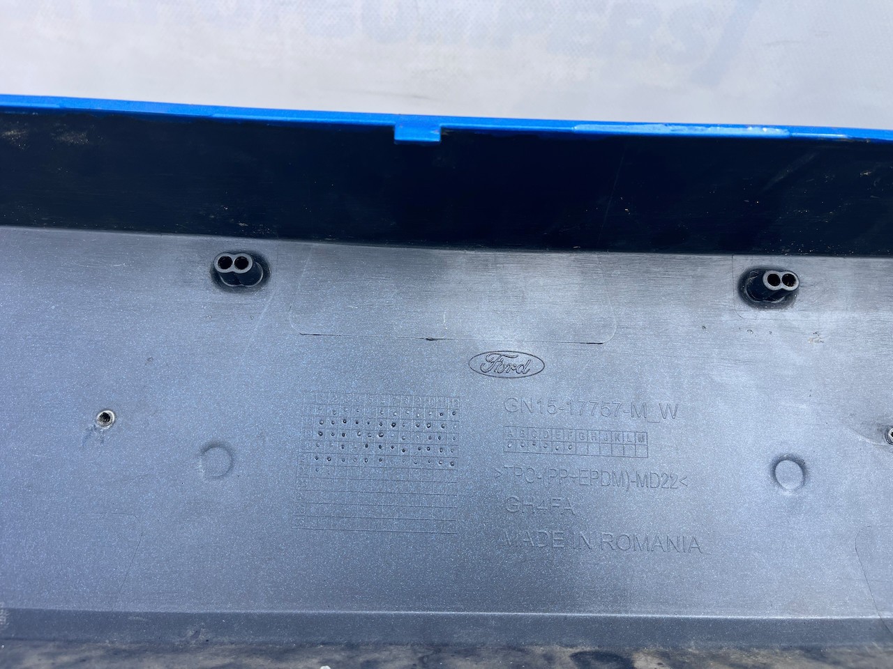 Ford Ecosport Titanium St Line 2018-2023 Front Bumper Pdc Genuine [f867]