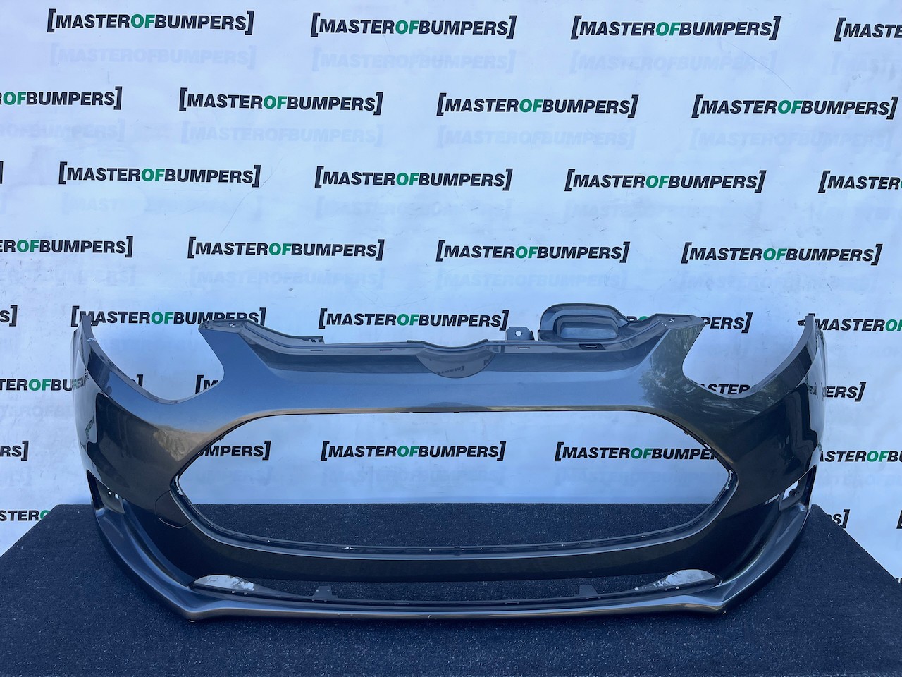 Ford B Max Titanium Hatchback 2012-2017 Front Bumper No Pdc Genuine [f877]