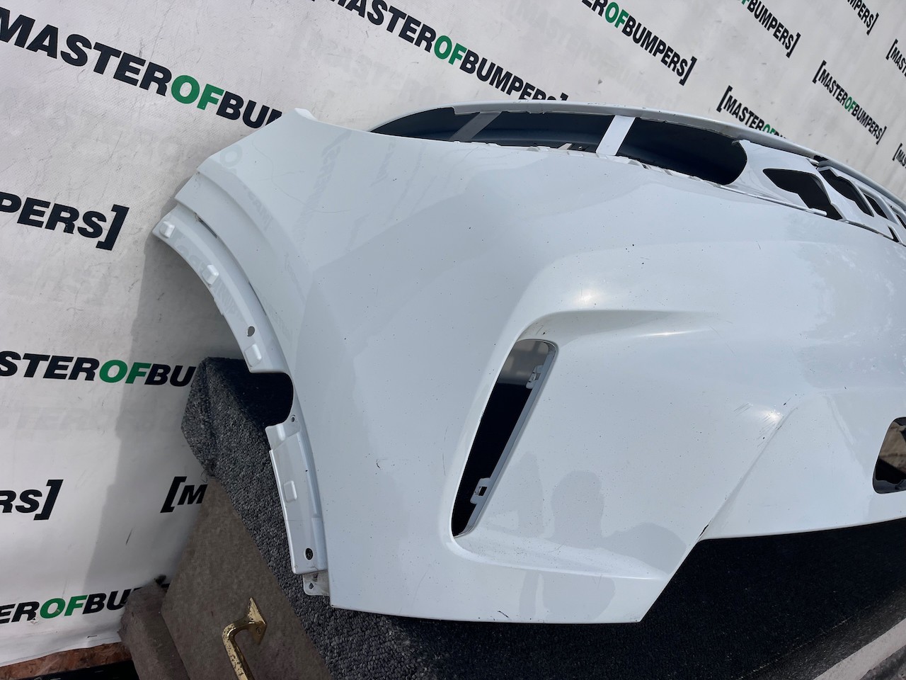 Ford Capri Ev Electric Suv 2024-2027 Front Bumper Genuine [f881]
