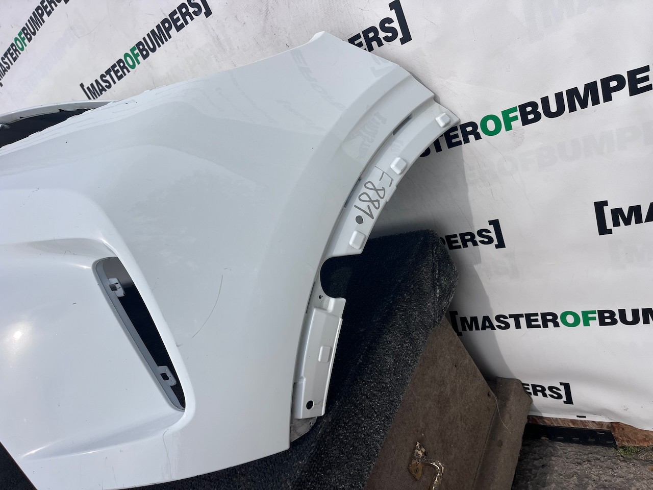 Ford Capri Ev Electric Suv 2024-2027 Front Bumper Genuine [f881]