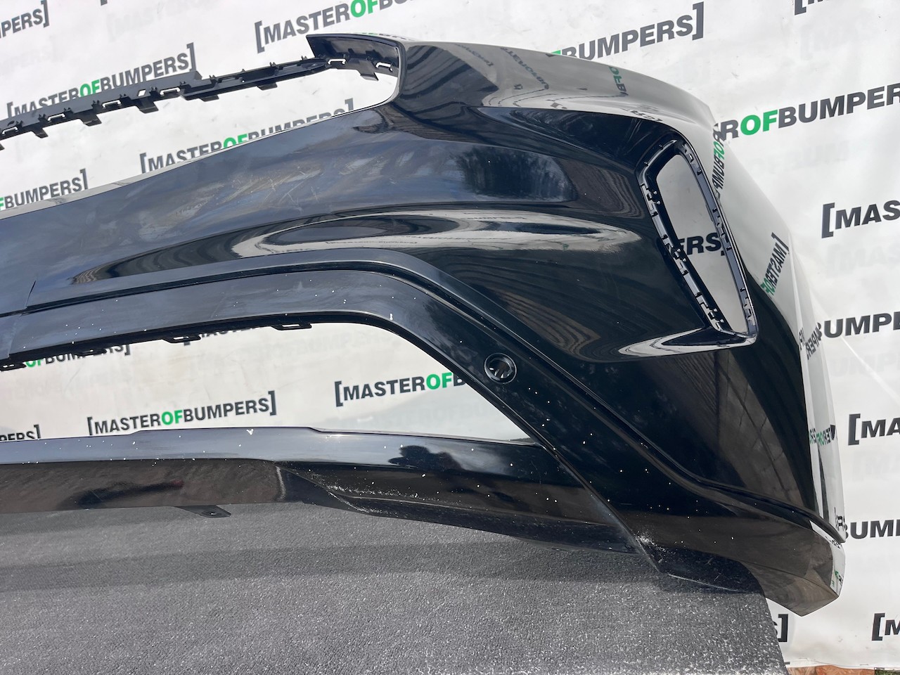 Ford Transit Custom Van 280 Limited 2024-2027 Front Bumper 4 Pdc Genuine [f885]