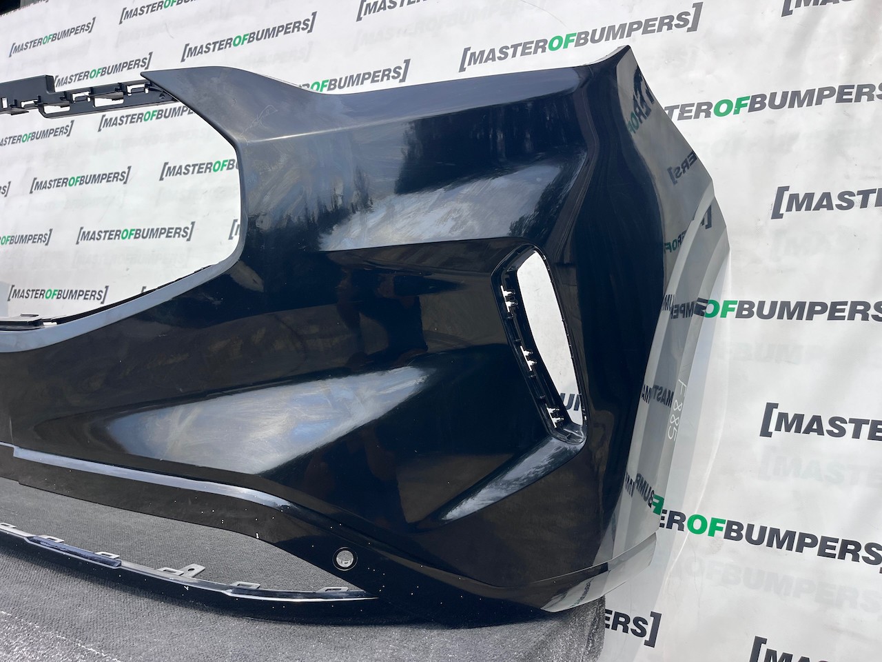 Ford Transit Custom Van 280 Limited 2024-2027 Front Bumper 4 Pdc Genuine [f885]