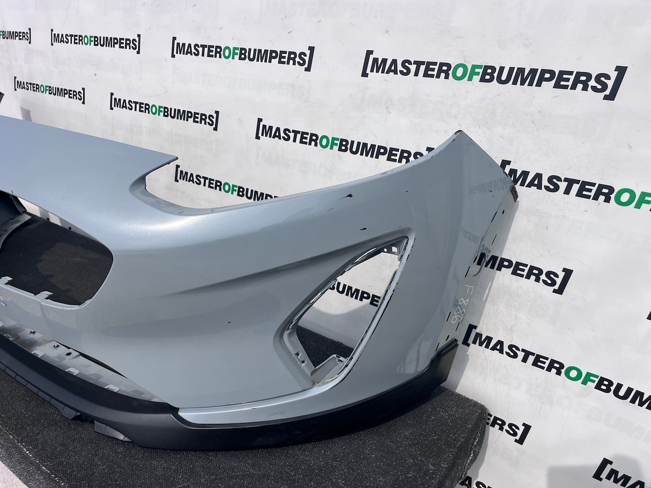 Ford Fiesta Active X Mk10 Hatchback 2018-2022 Front Bumper Genuine [f886]
