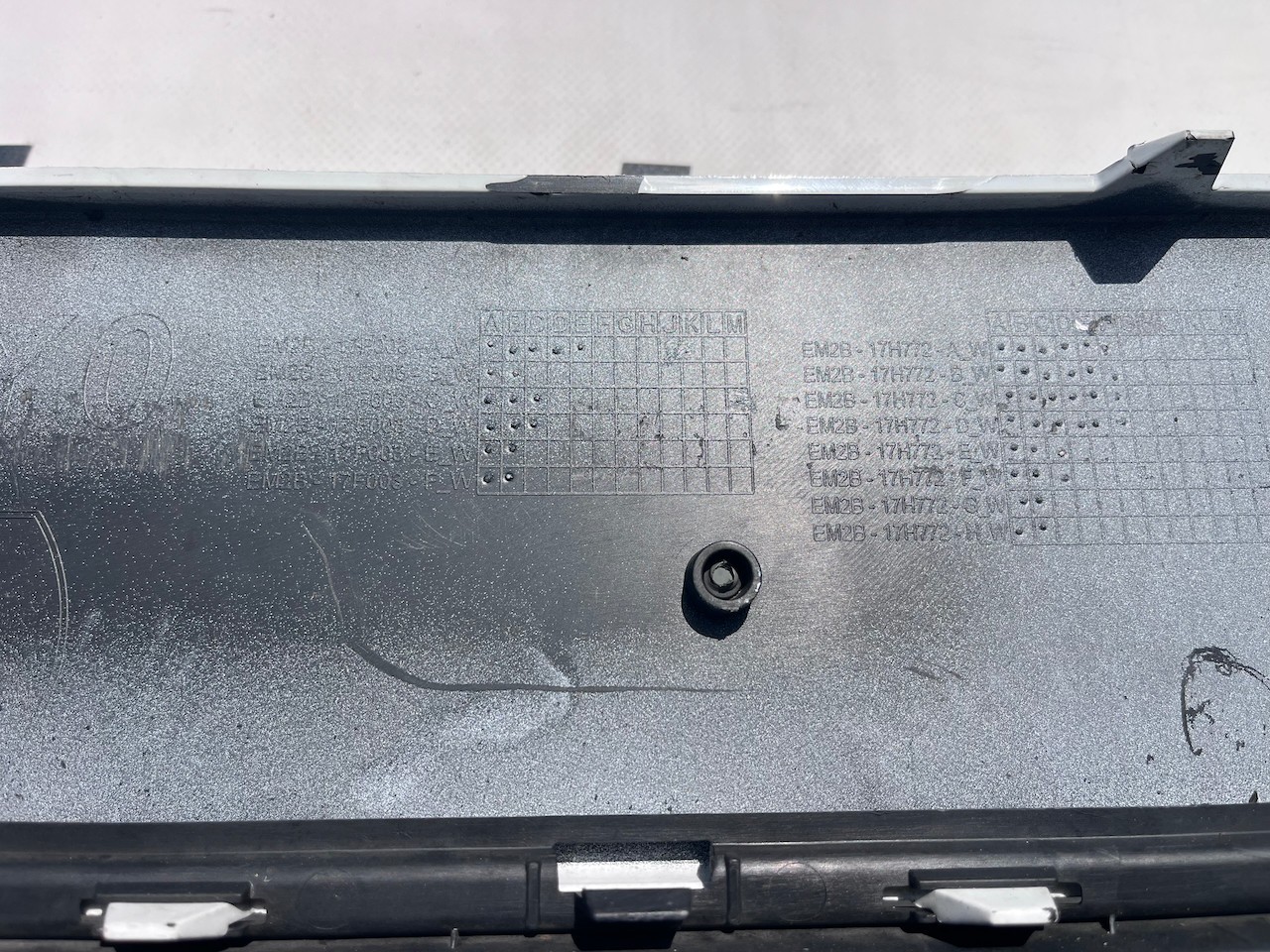 Ford S Max Titanium St Line Mpv 2015-2019 Front Bumper 6 Pdc Genuine [f904]