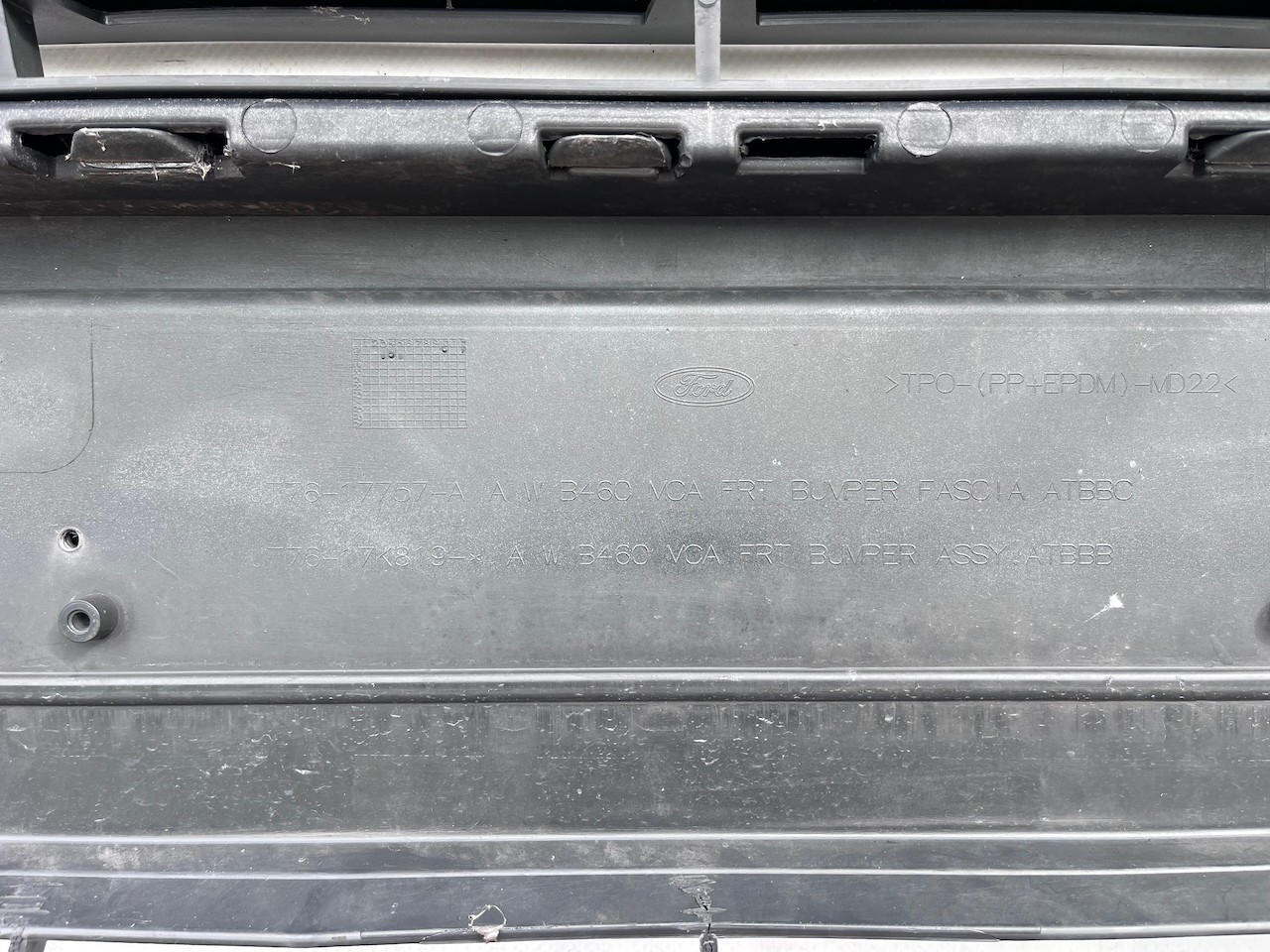 Ford Transit Courier Van 2019-2023 Front Bumper No Pdc Genuine [f909]