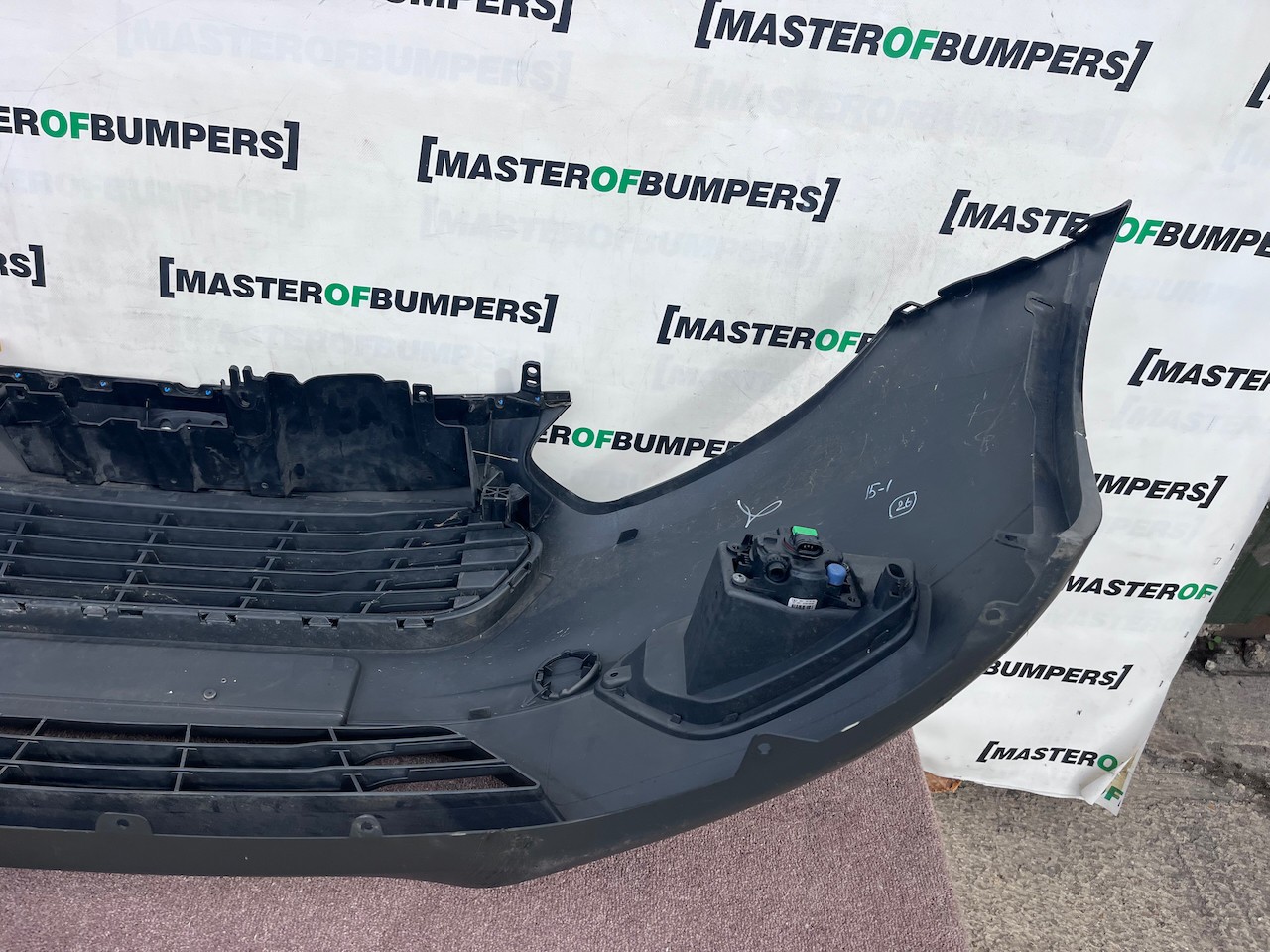 Ford Transit Courier Van 2019-2023 Front Bumper No Pdc Genuine [f909]
