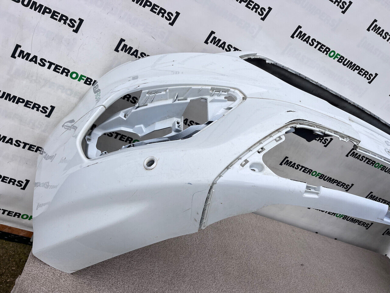 Ford Transit Custom Active 2018-2022 Front Bumper White 4 Pdc Genuine [f565]