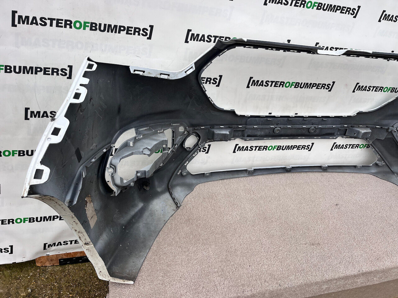 Ford Transit Custom Active 2018-2022 Front Bumper White 4 Pdc Genuine [f565]